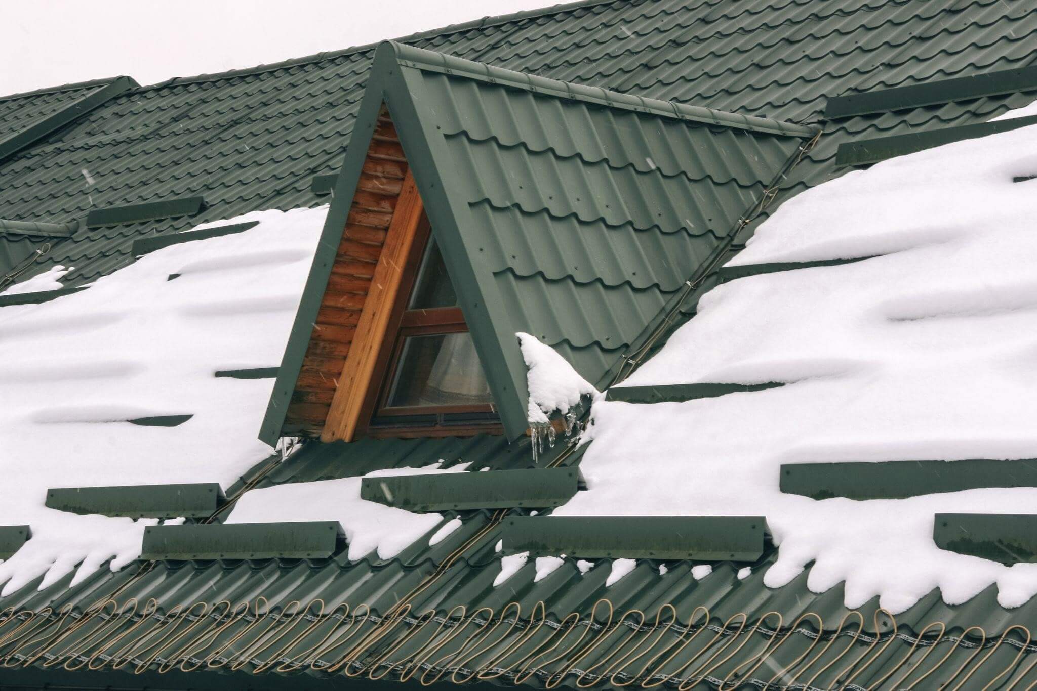 opritoare de zapada pe acoperis